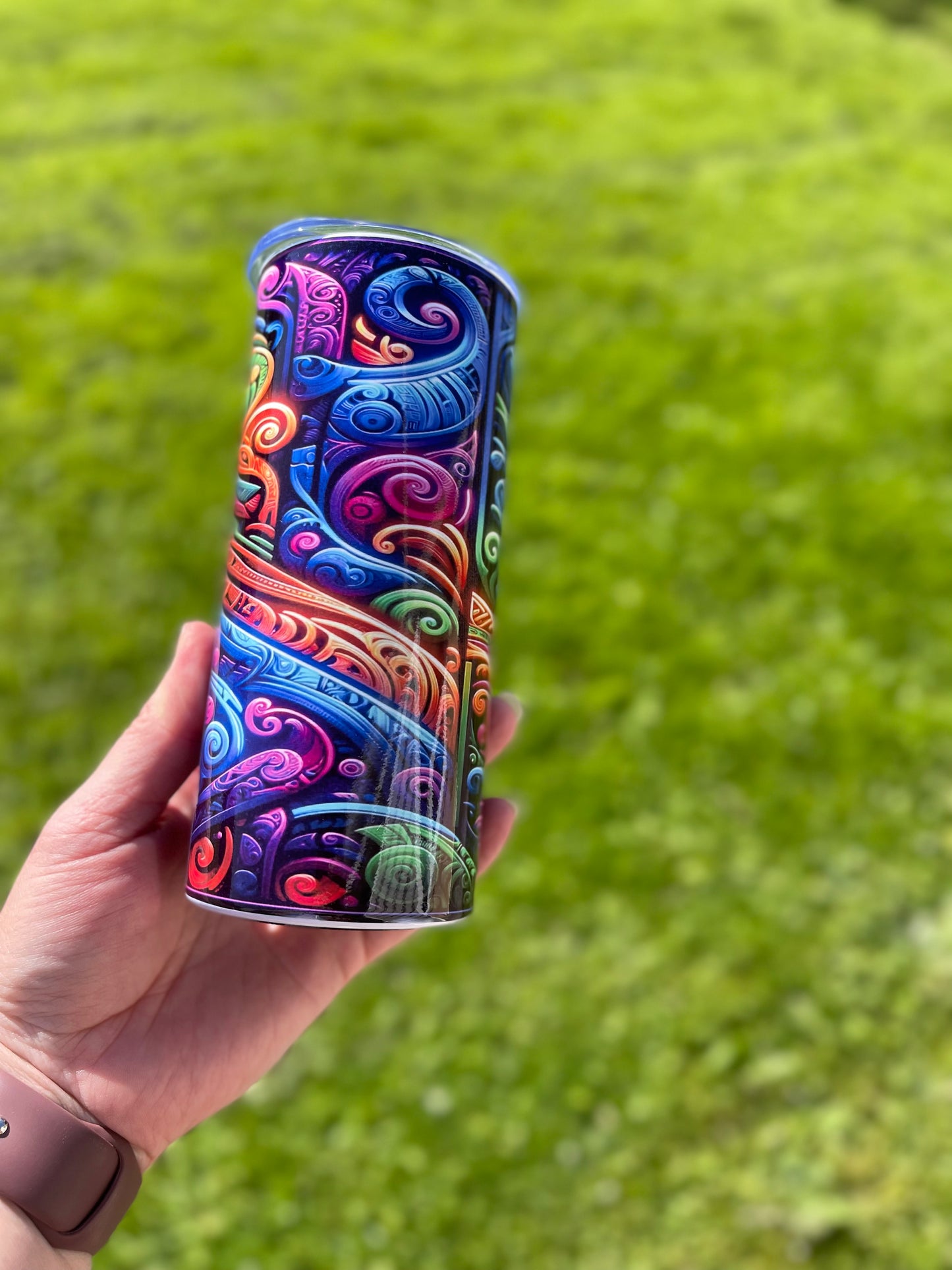 Luminous Maori art 20oz tumbler