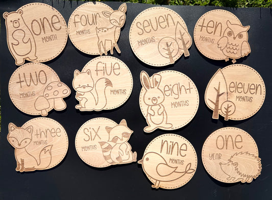 Baby milestone cards Forest animals